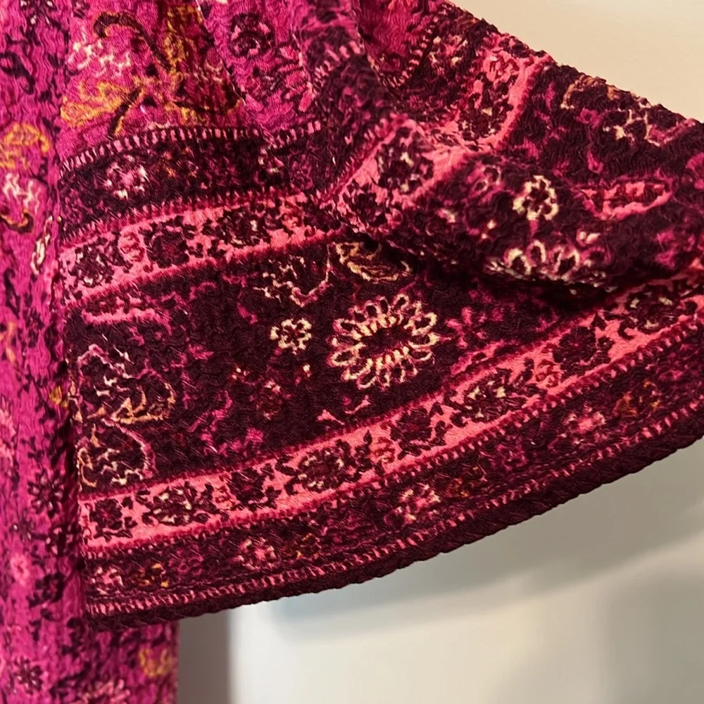 LOFT Women’s Raspberry Magenta Soft Knit Boho Mock Neck Top / Size S / Brand NWT